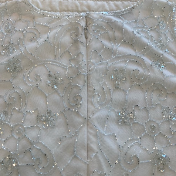 J Kara Full Length White Dress Beaded Scallop Top Fully Lined - Picture 7 of 10